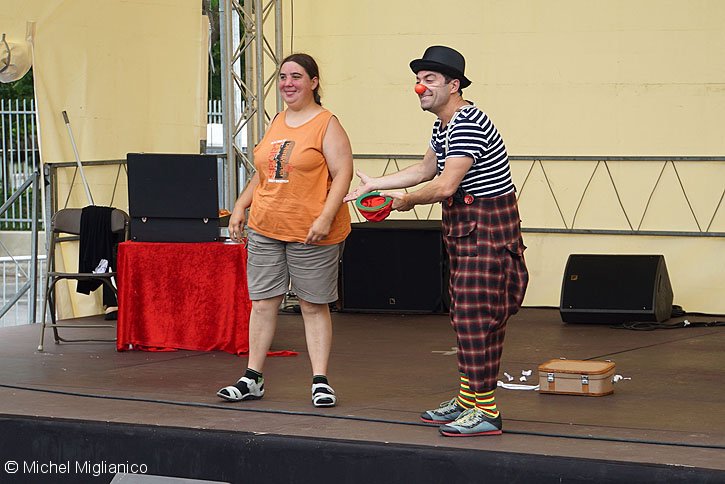 street_theater_172.JPG