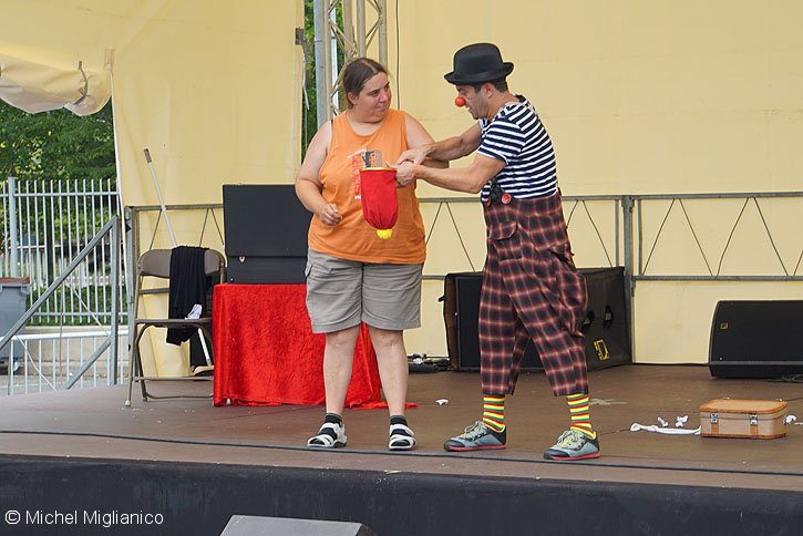 street_theater_173.JPG