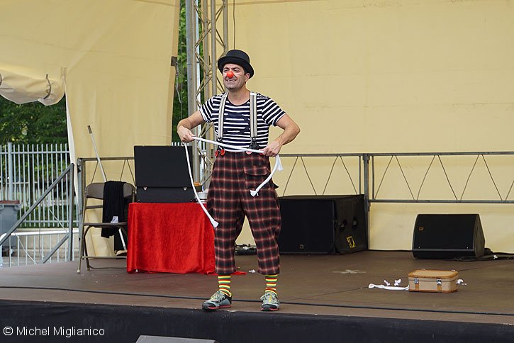 street_theater_174.JPG